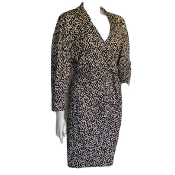 LAUNDRY by SHELLI SEGAL Dress, 8, Black/White Geometric print Surplice, Long slv - Picture 4 of 12